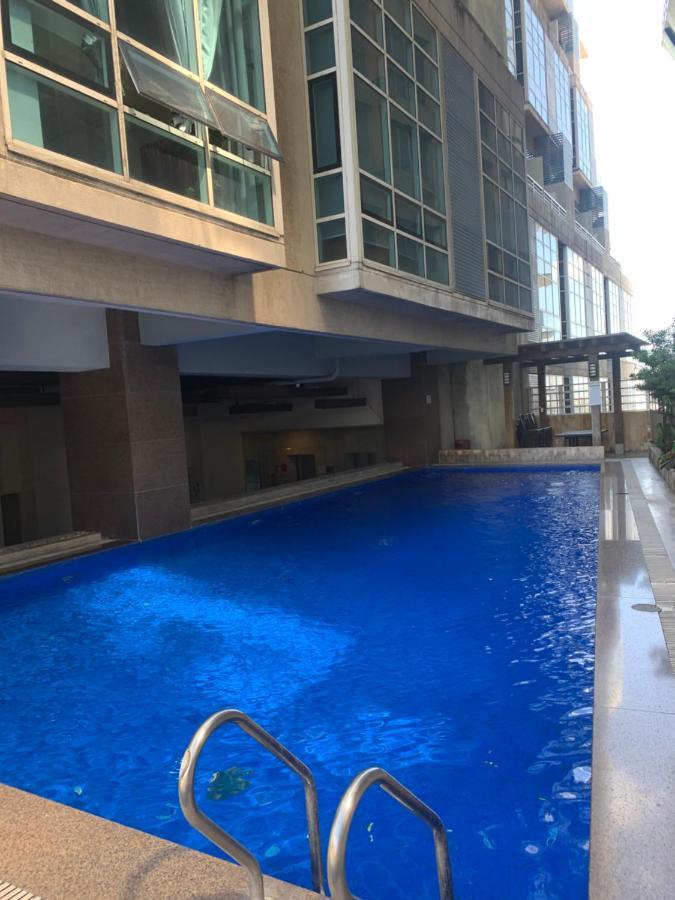 Club Ultima Cebu City Bagian luar foto